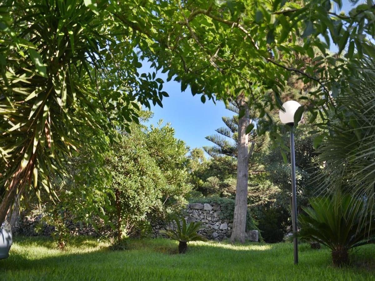 Masseria Lama Torre dell'Orso Buitenkant foto